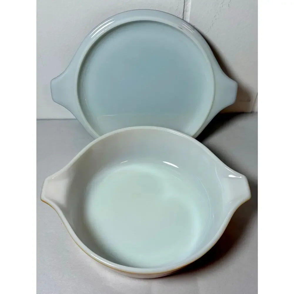 Pyrex this vintage